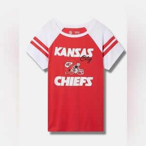 TORRID NFL Kansas City Chiefs Classic Fit Cotton Boatneck Varsity Tee Size 2
